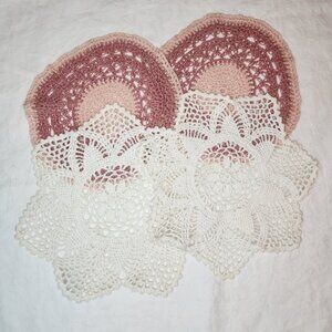 Lot Antique Vintage Doilies